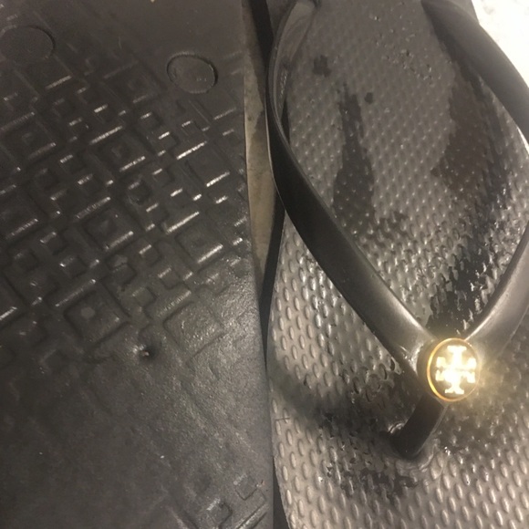 Tory Burch ladies 9-10 flats used!!!! Flip flops included - Picture 5 of 10